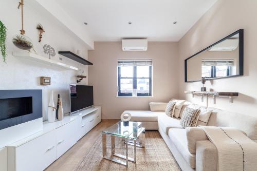 B&B London - The Ravenscourt Park Collection - Bed and Breakfast London