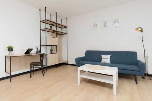 Comfy Studio Targowa next to PGE Narodowy by Noclegi Renters, Warsaw