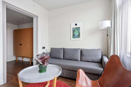 Best Western Plus Sthlm Bromma Room Type - Deluxe Family King Room