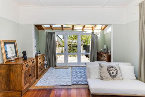 Charming Character Bungalow in Khandallah - image 5