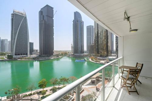 StoneTree - 1BR apartment with Lake View - main image