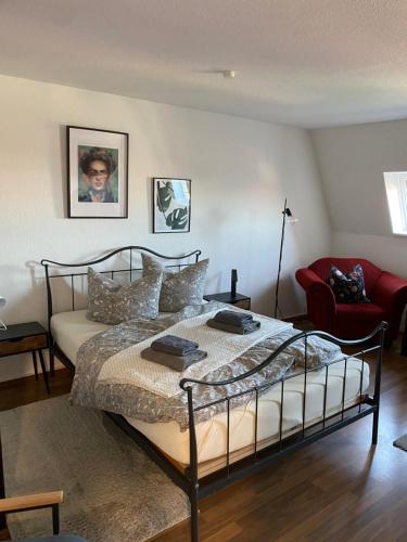 B&B Schwerin - Hans & Franz Zimmervermietung - Bed and Breakfast Schwerin