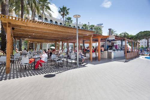 ผับ/เลาจน์, Best Cambrils in บีลาฟอร์ตูนี