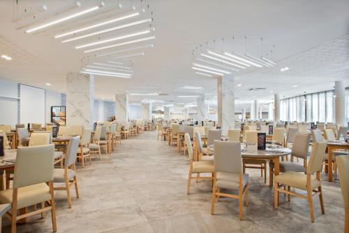 ห้องอาหาร, Best Cambrils in บีลาฟอร์ตูนี