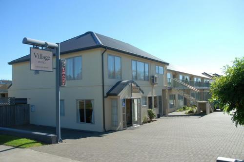 Bejárat, Village Motel in Hastings