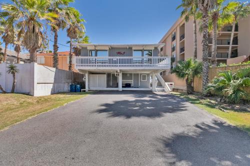 The Mermaid House Home - image 10