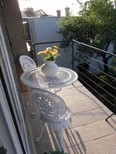 ระเบียง/ชานเรือน, Tulipan Panorama Apartman in เมซเซกอลดัล