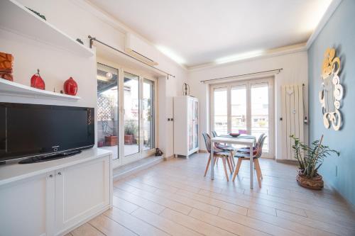 Tiber House 60 Rome Marconi - Rome Vacation M&D, Рим (фото 8)