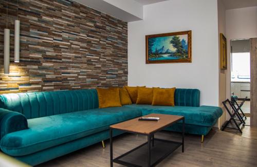 Lucas Central Premium Studios, Tirana (photo 6)