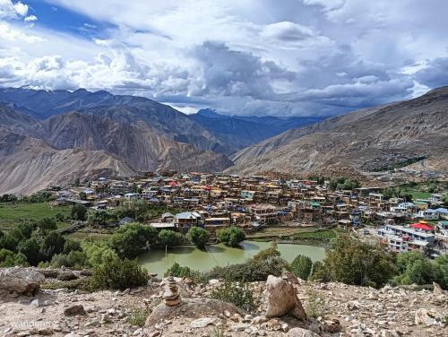 Wanderers Homestay -All mountain facing rooms