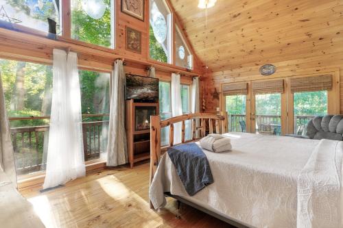 Wonderland cabin in Sevierville, USA