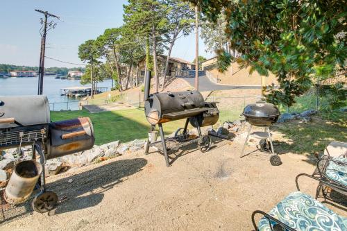 Stylish Resort Condo with Boat Slip on Lake Hamilton! - image 2