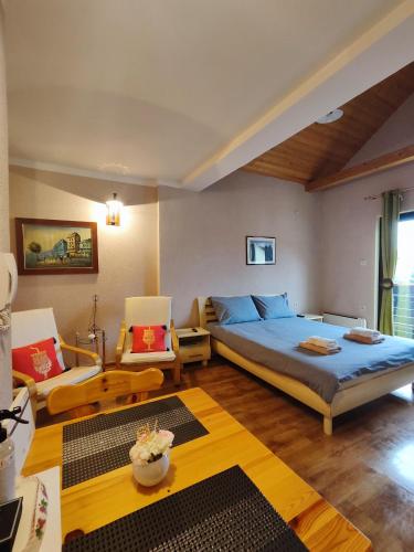 Madora - Studio Apartman for Two in Fužine, near the Lake, Fužine (foto 6)