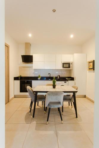 Fasiliteter, Accra Luxury Apartments @ Pine Court in Labadi