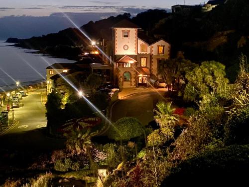 Peaceful Coastal Apartment in Östra Ventnor