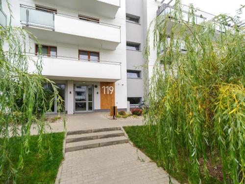 Зовнішній вигляд готелю, Tricity Retreat Apartments with Parking - by Rentujemy in Straszyn