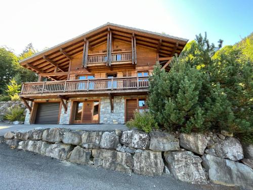 Chalet Balata - Charming chalet with hot tub and views - Location, gîte - La Côte-d'Arbroz