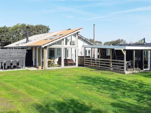  Four-Bedroom Holiday home in Vinderup 2 in Vinderup