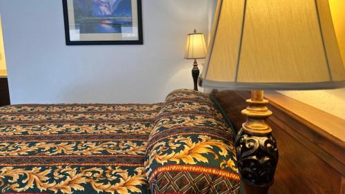 Pine Cone Motel 5