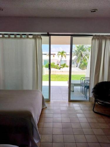 Apartment in Cancun hotel zone!