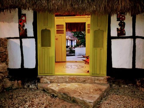 Hotel y Museo Aldea Maya Toktli Orígenes - Casa Maya Toh - Alberca, Wifi Starlink, Tour Museo (Hotel y Museo Aldea Maya Toktli Origenes - Casa Maya Toh - Alberca, Wifi Starlink, Tour Museo) in กวาดาลูเป