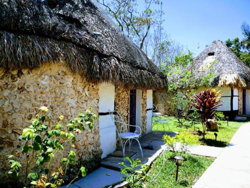 Hotel y Museo Aldea Maya Toktli Orígenes - Casa Maya Toh - Alberca, Wifi Starlink, Tour Museo (Hotel y Museo Aldea Maya Toktli Origenes - Casa Maya Toh - Alberca, Wifi Starlink, Tour Museo) in กวาดาลูเป