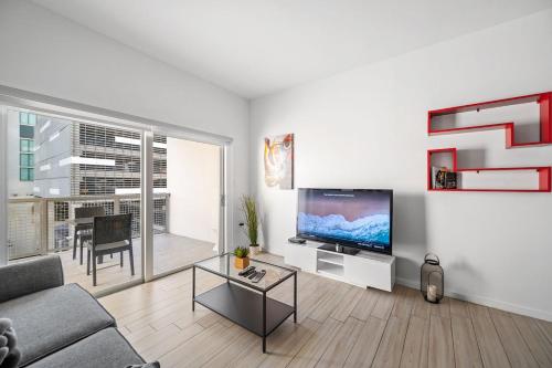 Subtle 2 Bed in Edgewater Downtown with Free Parking in Miami, USA