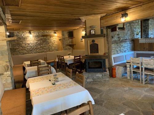 Étterem, Family Hotel Byalata Kashta in Kovachevitsa