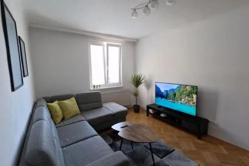 Vienna: Cozy 2-Room Apt. (U3 - Schweglerstrasse) in Wien, Österreich