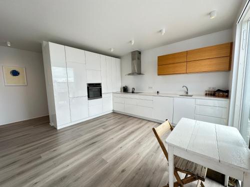 Luxury apartment Mýrargata - Birta Rentals