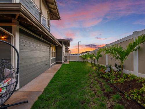 Cottage Nene - Mountains, Beaches, Tropical Garden, Pool & Gym in Makaha (HI)
