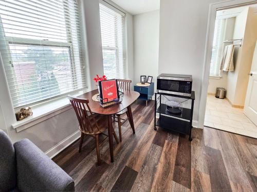 Memorable Stay at The Inman - 216 - image 2