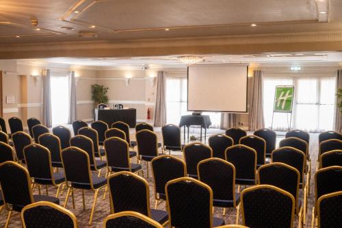 Holiday Inn A55 Chester West - image 5
