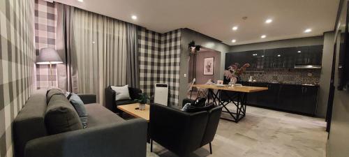 Suite Loc Luxury Aparthotel