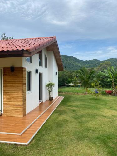 Noi’s Paradise Homestay