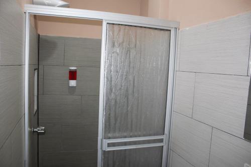Economy Double Room image 9