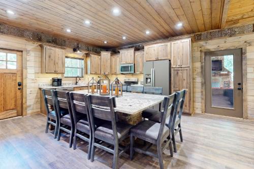 Stone Timber, Sevierville (fotografie 10)