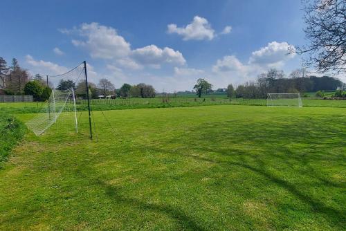 Cossington Park Cottage - main image