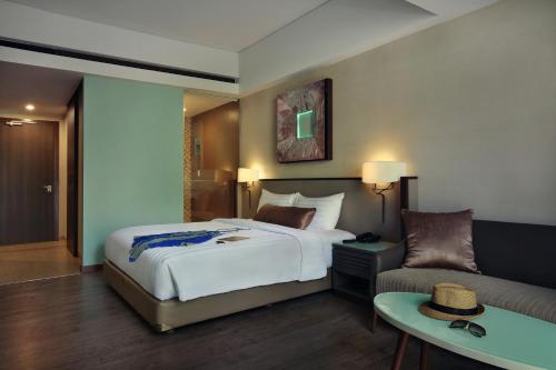 Deluxe King Room with Plunge Pool image 1