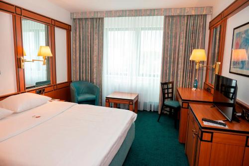 room detail thumbnail 1