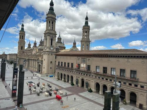Dos Torres Valinor - Plaza del Pilar, Saragossa