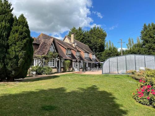 Domaine aux Lions - Piscine Tennis 20 min Deauville - Location saisonnière - Fauguernon