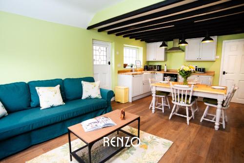 Cosy 1-bed Cottage in Stoke Bardolph, Nottingham by Renzo, Stunning Countryside Location!