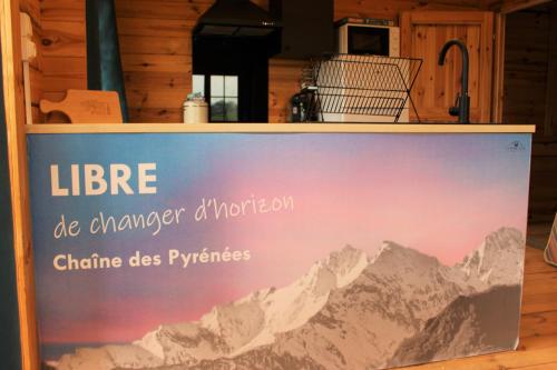 廚房, Chalet Pyrénéen (Chalet Pyreneen) in 卡斯塔尼亞克
