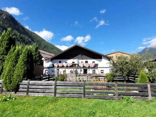 Holiday Home Helena by Interhome in Längenfeld, Österreich