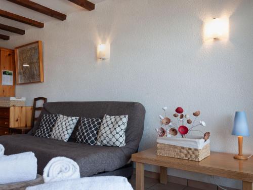  Apartment Christiania 1 P3 by Interhome in Nendaz