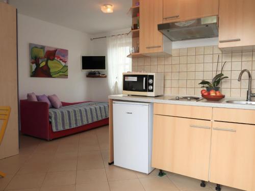 Apartment Adalgisa by Interhome in Crni