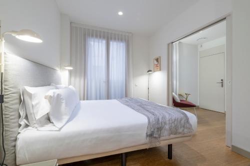 Aspasios City Oasis Apartments - image 3