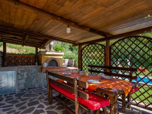 Holiday Home Michael e Patrick by Interhome in Villa Collemandina