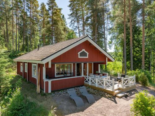 Holiday Home Kivitasku by Interhome - Hirsjärvi